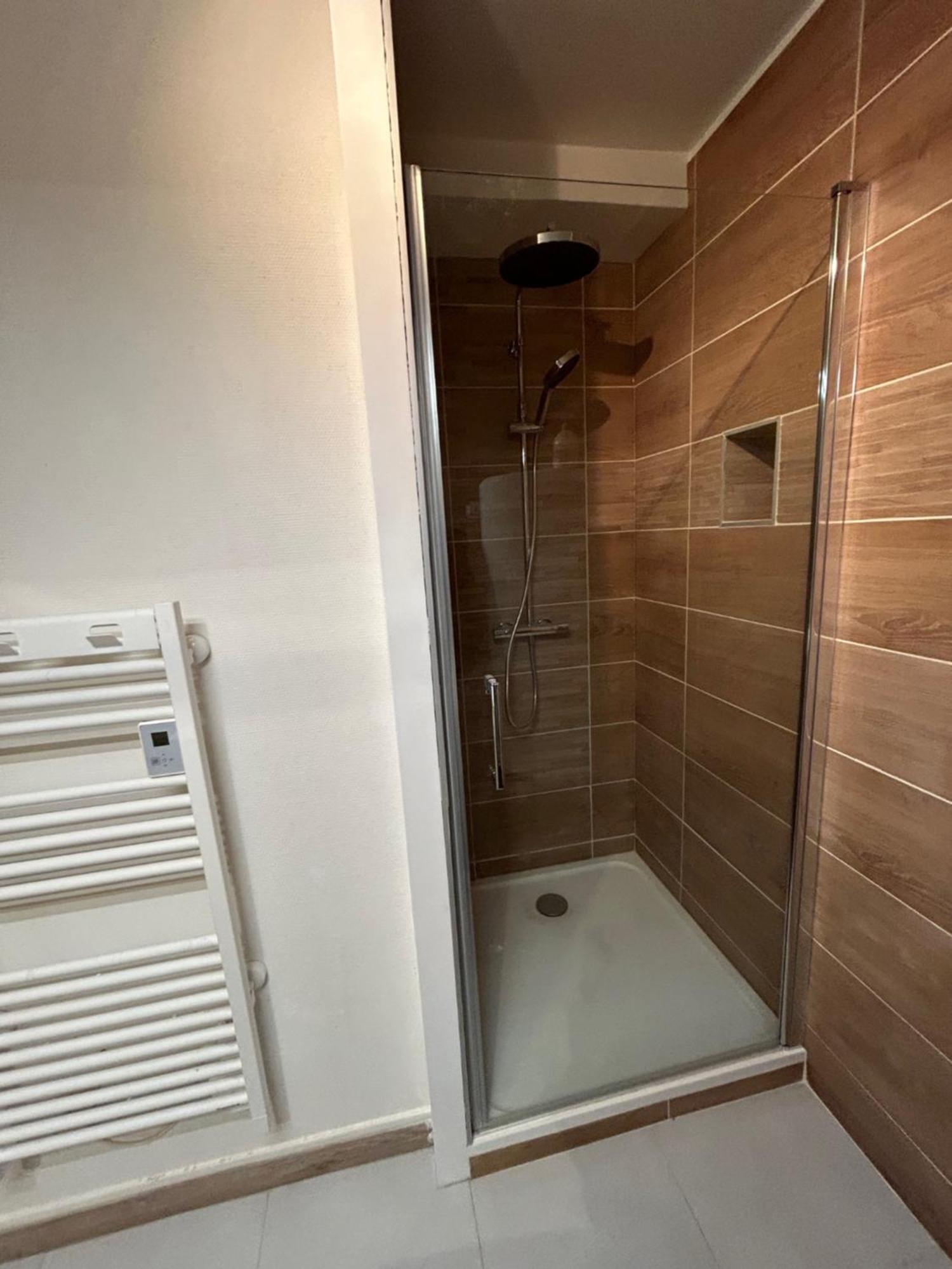 Spacieux Appartement Au Coeur Du Centre Historique De 디난 외부 사진